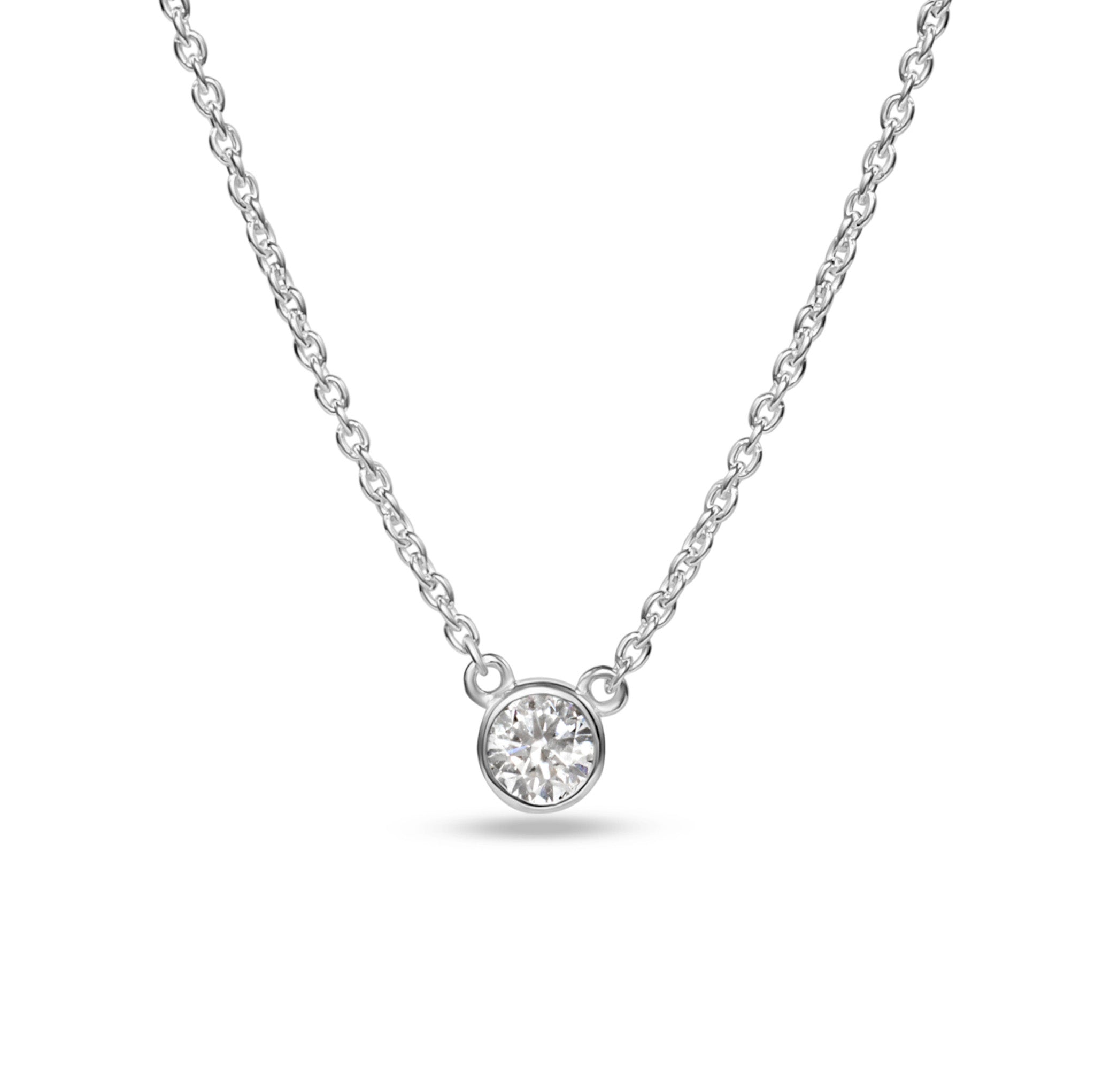 Brilliant Pendant Choker Necklace