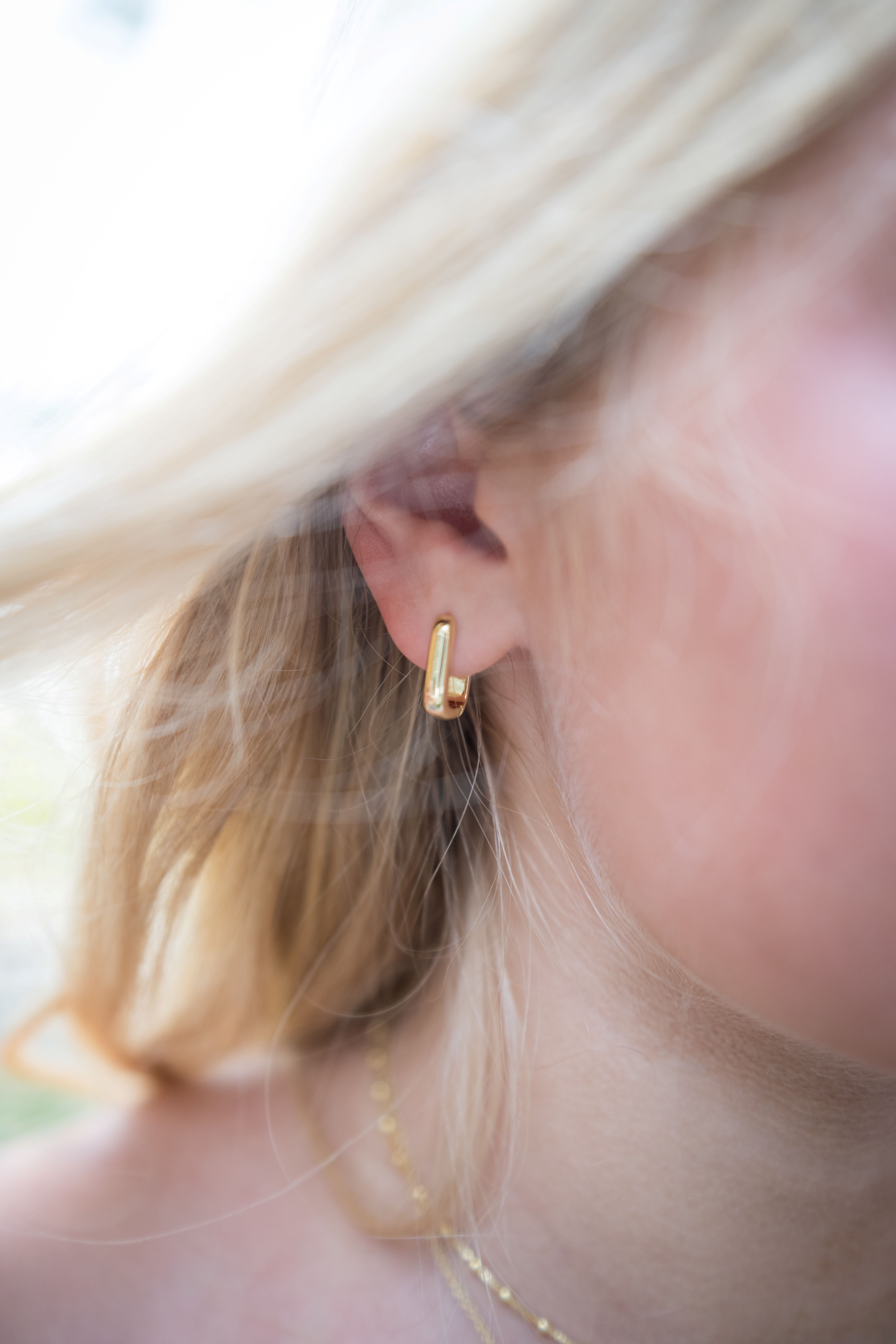 Align Rectangle Earrings